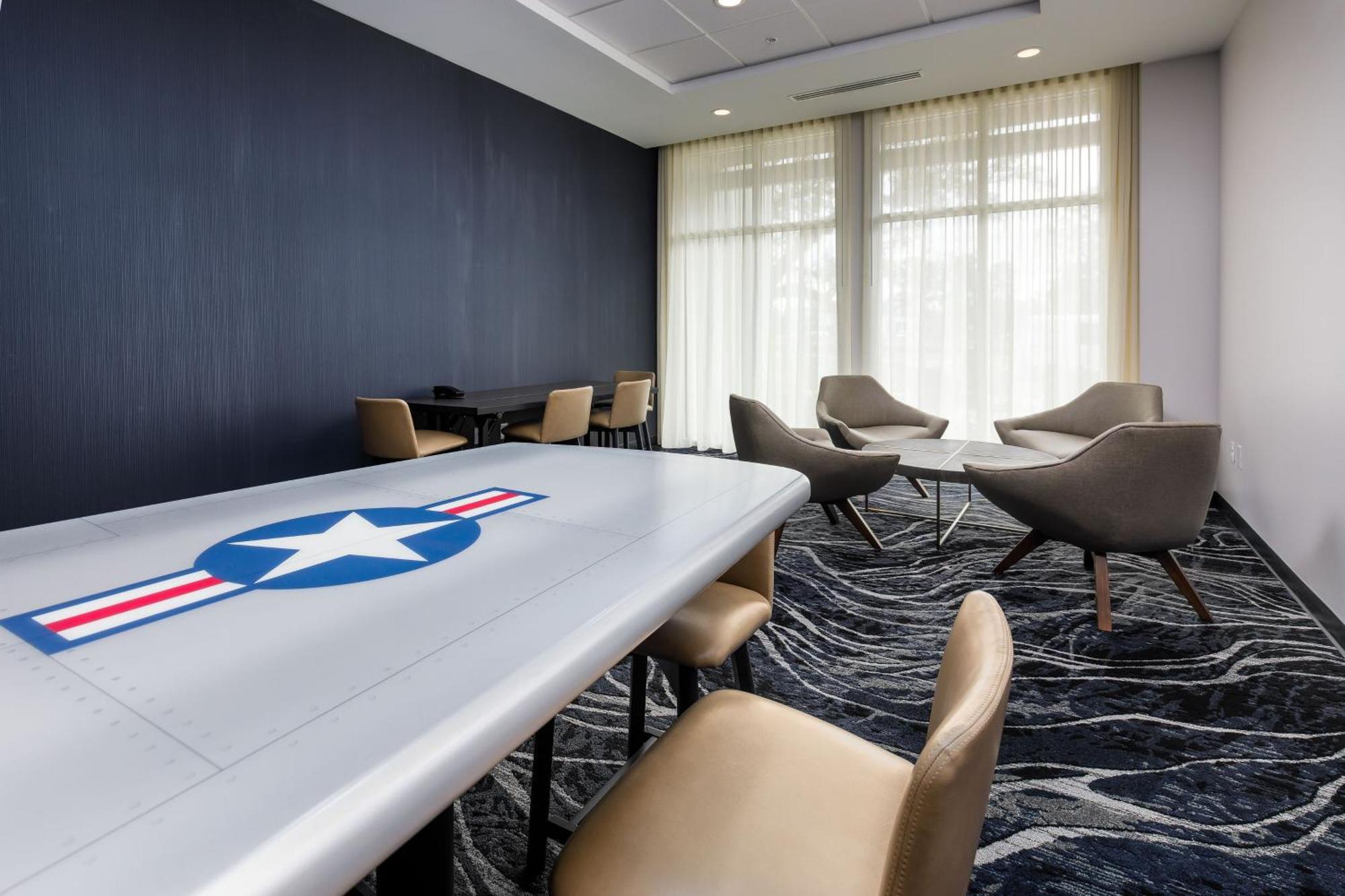מלון Courtyard By Marriott Pensacola I-10 West מראה חיצוני תמונה